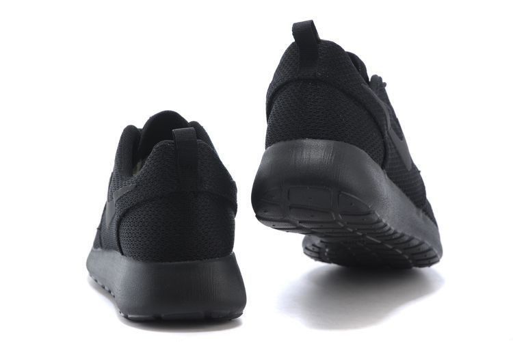  Nike Roshe Run